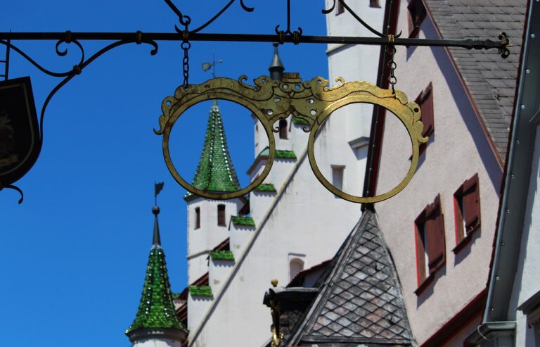 The Growing Popularity of Online Craft Marketplaces