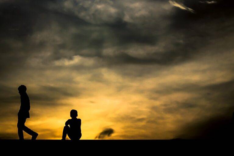 How to Design a Contemporary Bedroom